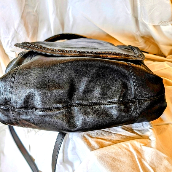 Micheal Kors Collection Skorpios black leather flap bag - Picture 7 of 13